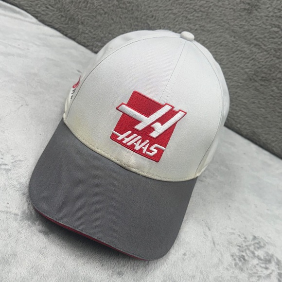 Haas F1 Team Snapback Hat Mens OSFM White Grey Red Racing Baseball Cap Good